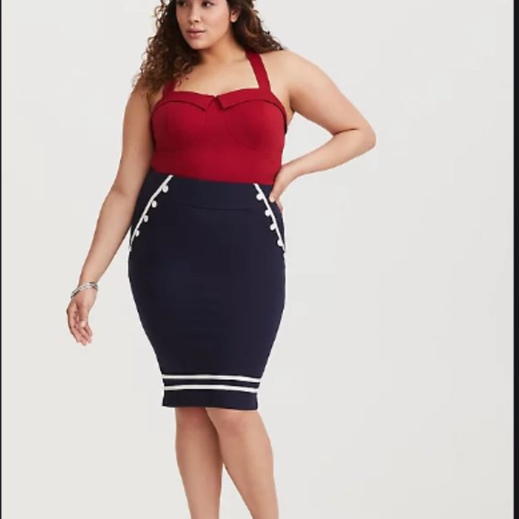 Torrid Retro Red Sweetheart Tank - Picture 2 of 5
